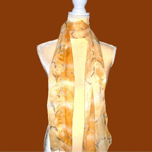 Semi sheer yellow/ orange floral design ! New - Picture 4 of 5